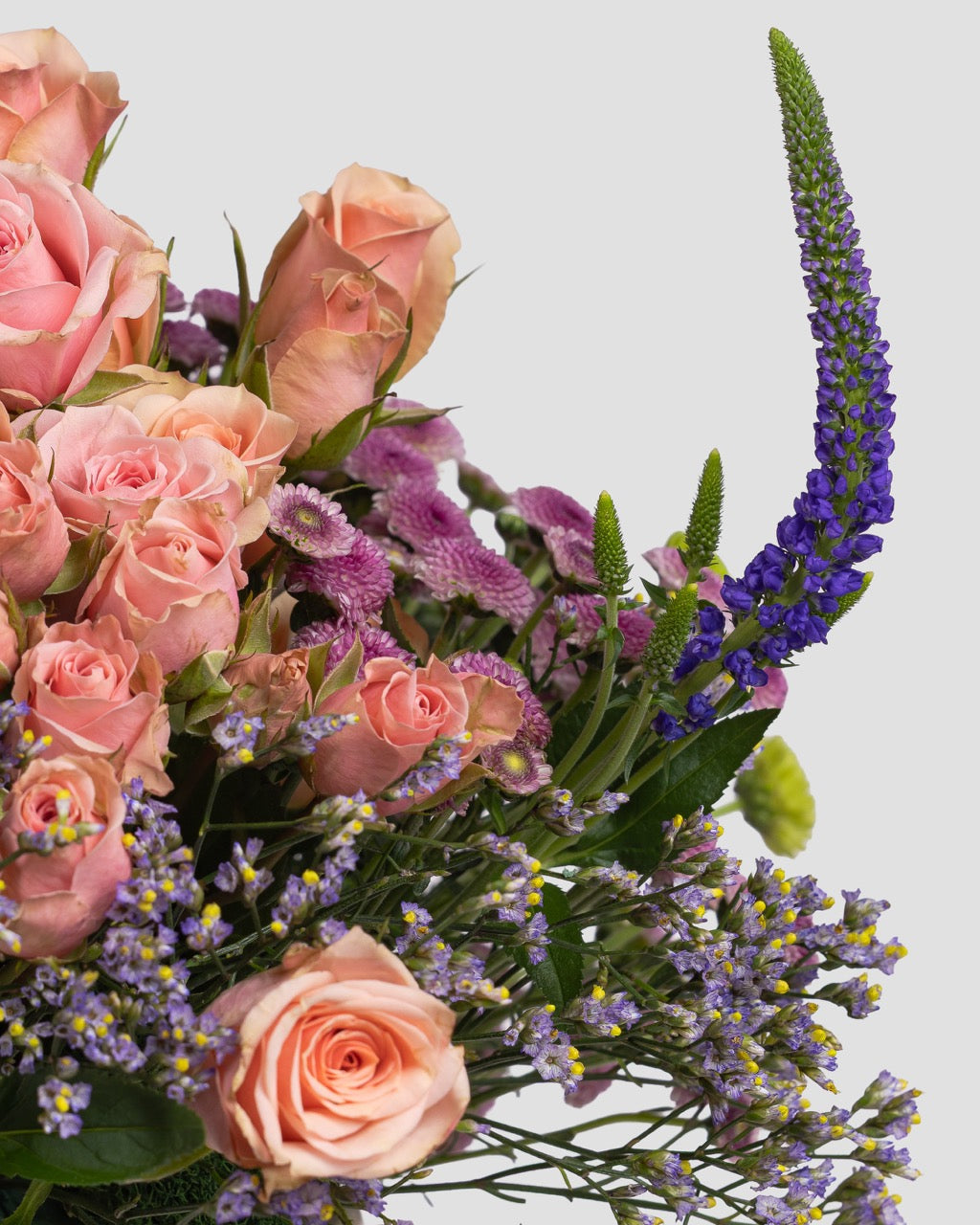 Gentle Beauty — Small Minimalistic Arrangement