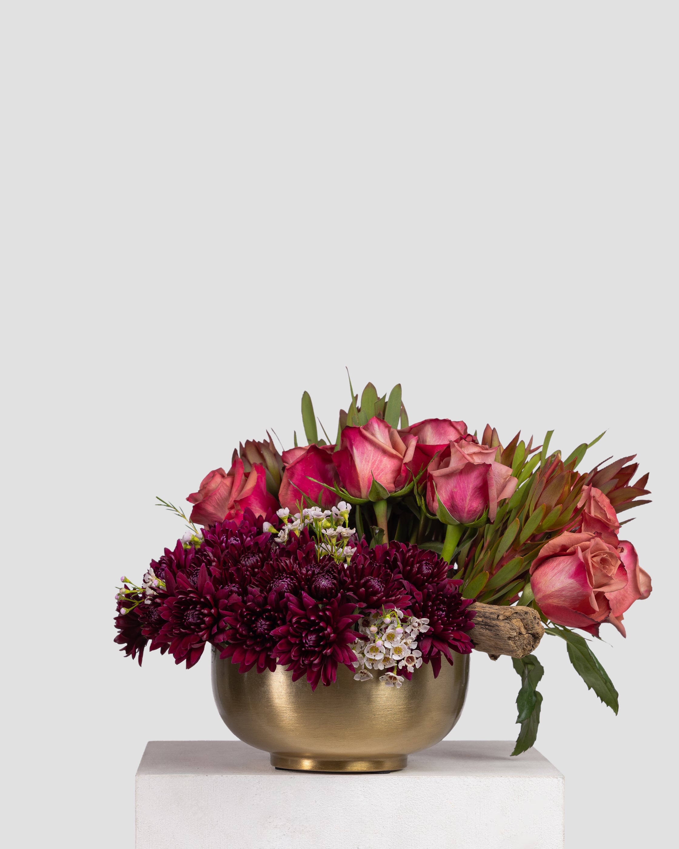 Sculpted Nature - Small Minimalistic Arrangement