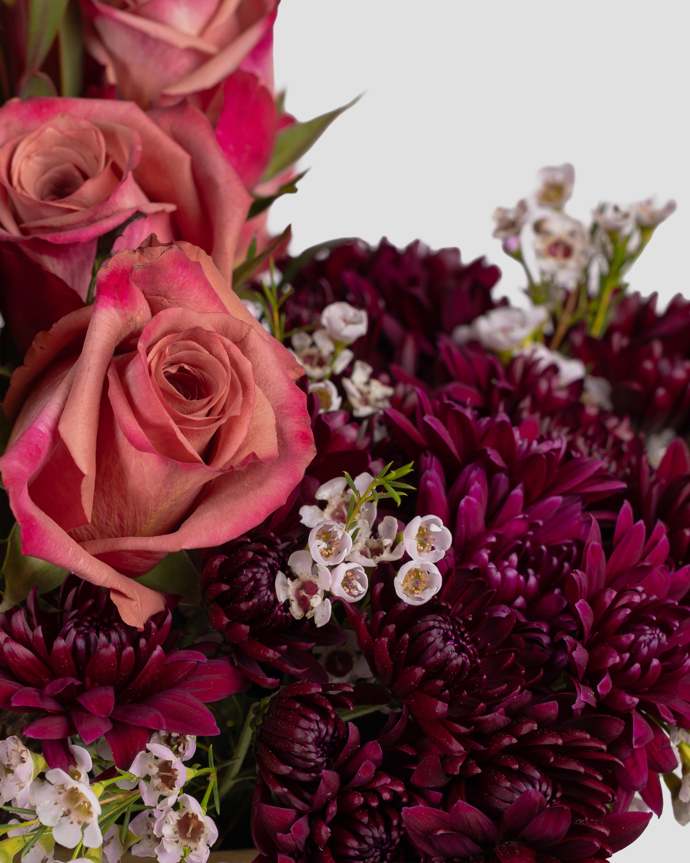 Sculpted Nature - Small Minimalistic Arrangement